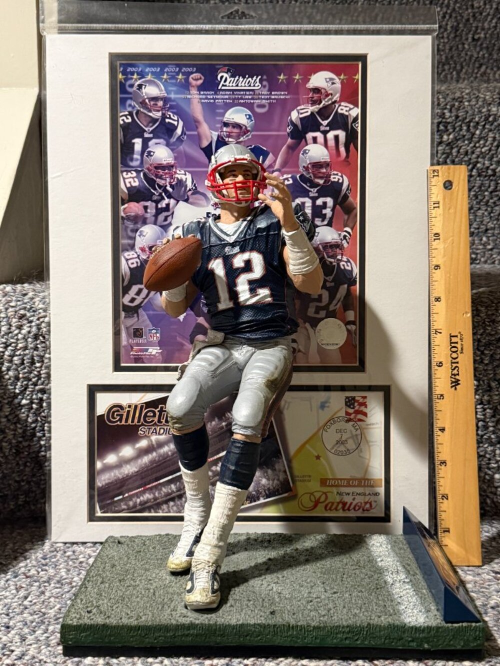 RARE 2005 McFarlane Tom Brady 12" "Hand Off Ball" Variation + Champ Photo